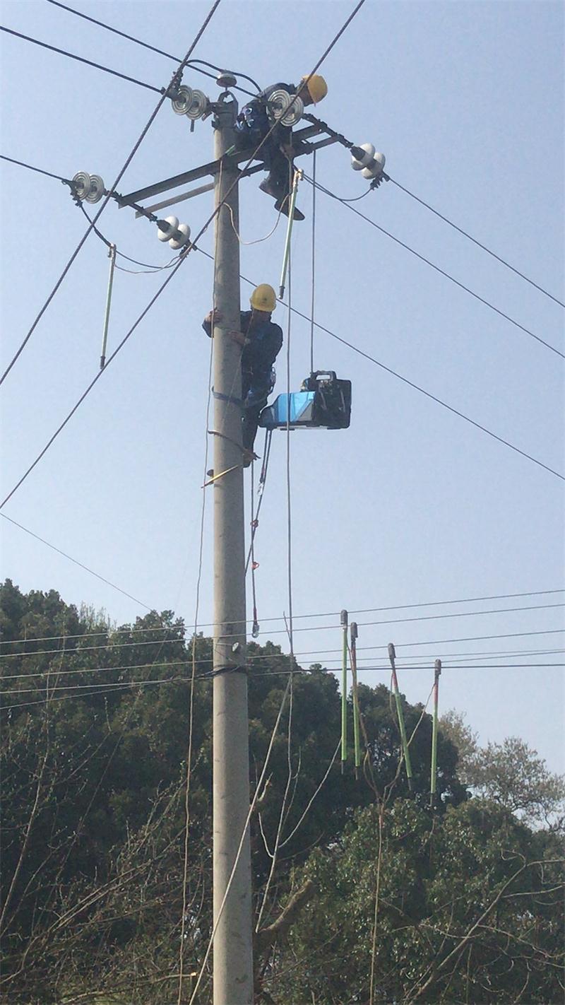 湖南岳陽20190325掛機器圖1.jpg